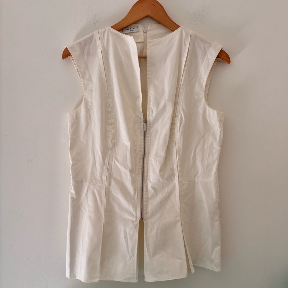 Akris Punto Off-White Sleeveless Cotton Top Vest 8